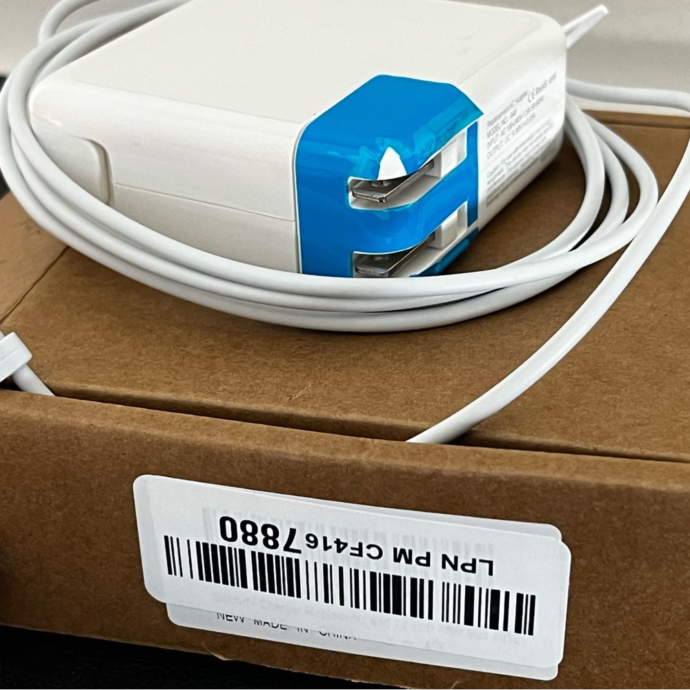 Apple Power Mac Adapter 45w for Mac Air for 11in -13in